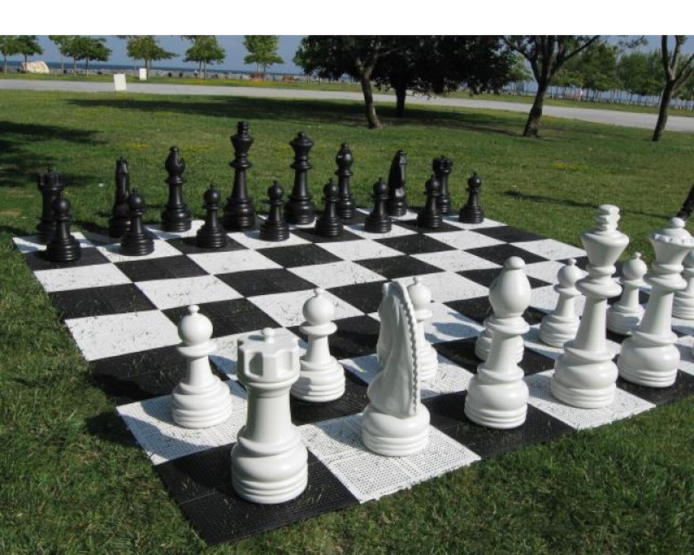 Bahçe Satranç Takımları